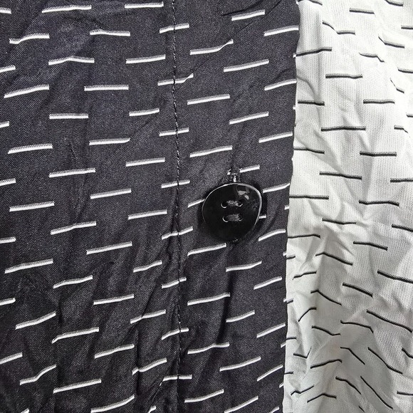 Liv by Habitat Top Womens Large Gray Black Button Up Long Sleeve Crinkle‎ Travel - Picture 4 of 13